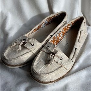 TOMS Women’s Quincy Slip-on Boat Shoes